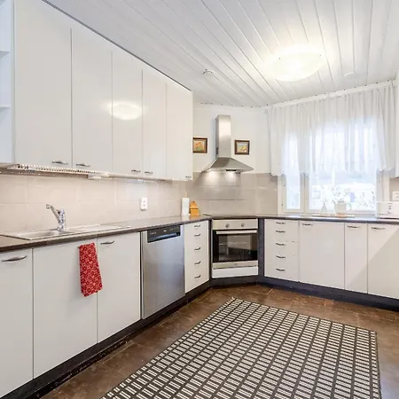 Riverside For Families - Beautiful House Near Santa Claus Village